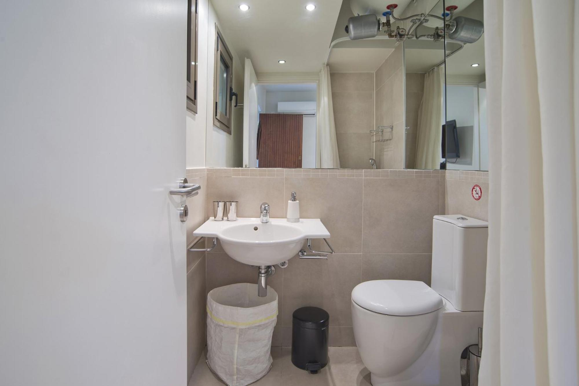 شقة Cozy And Modern Studio Next To The Sea أثينا المظهر الخارجي الصورة