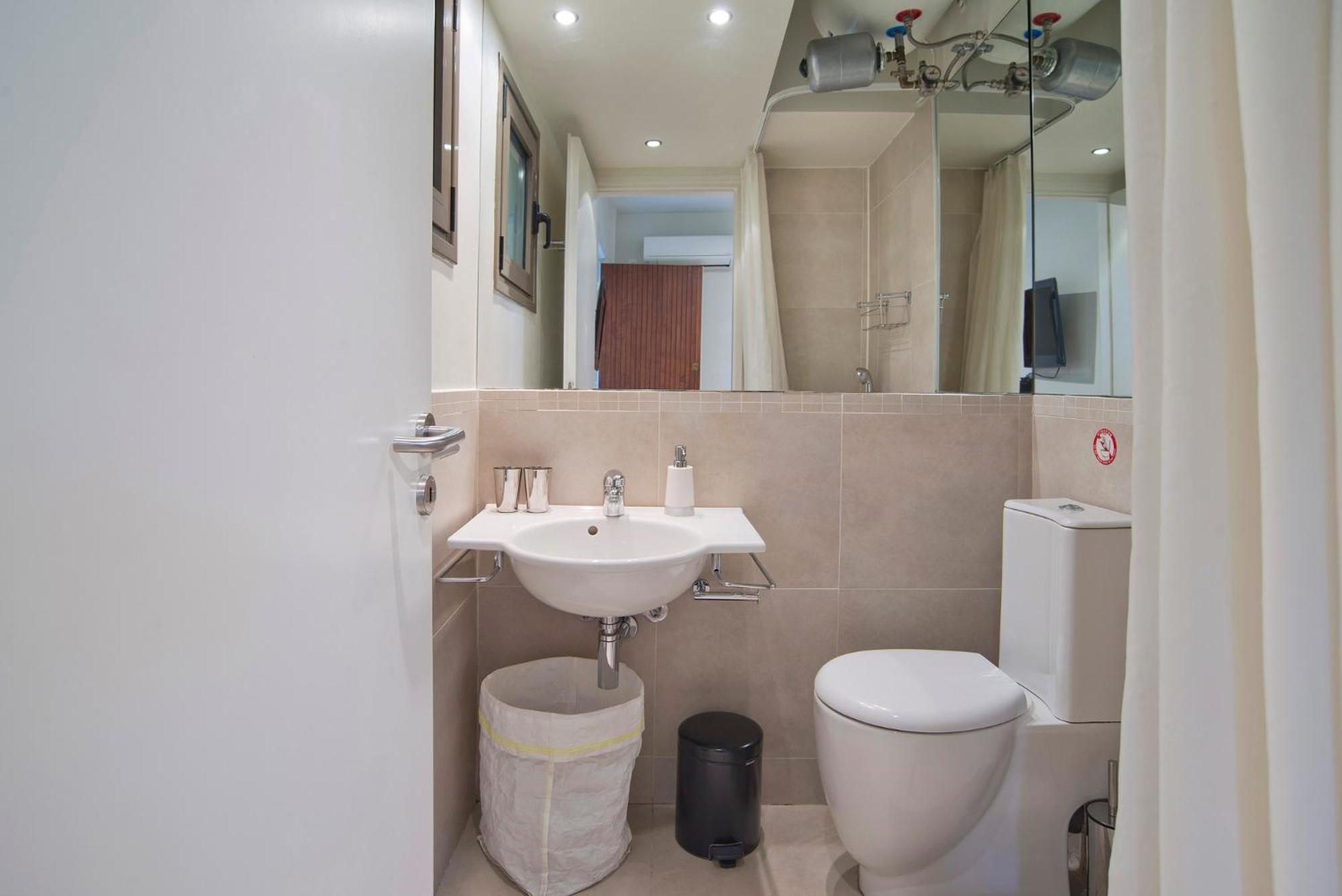 شقة Cozy And Modern Studio Next To The Sea أثينا المظهر الخارجي الصورة